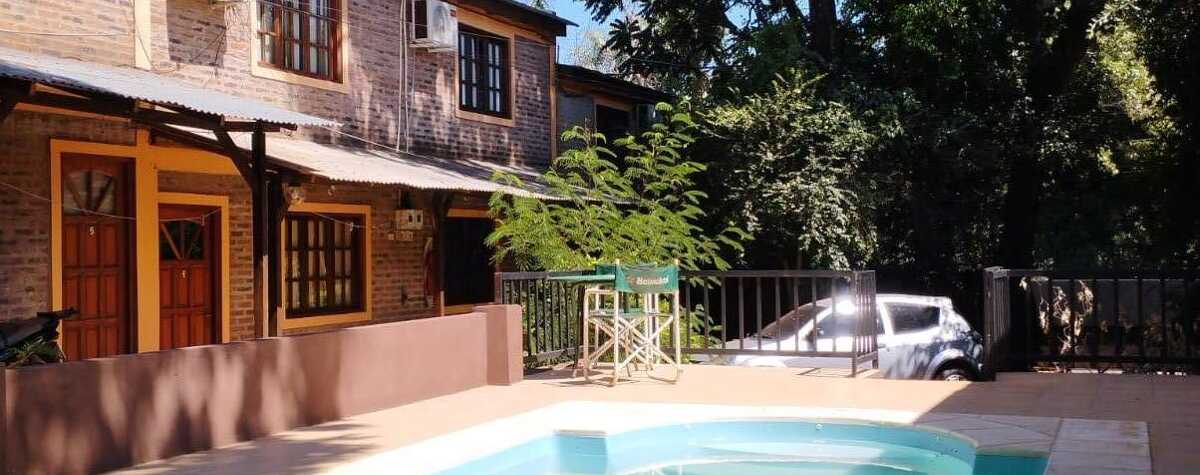 Foto principal de Loro Negro en Puerto Iguazú