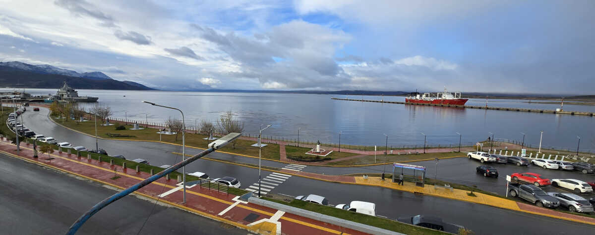 Foto principal de Amanece frente al Canal Beagle en Ushuaia