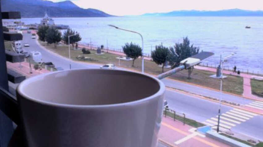 Foto principal de Amanece frente al Canal Beagle en Ushuaia