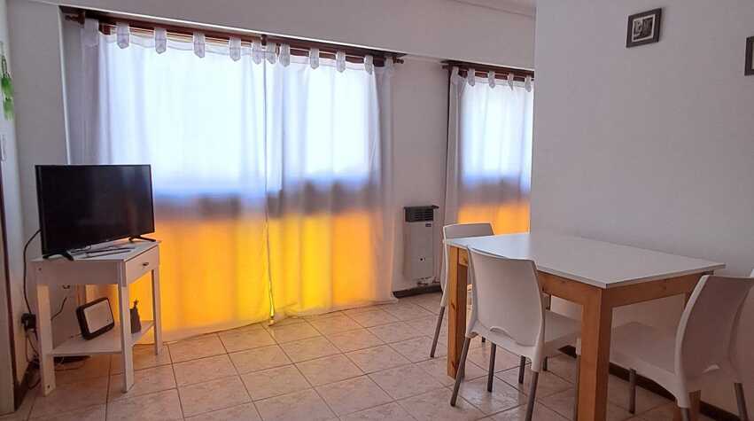 Foto principal de Departamento La Perla , a 2 cuadras del mar. en Mar Del Plata