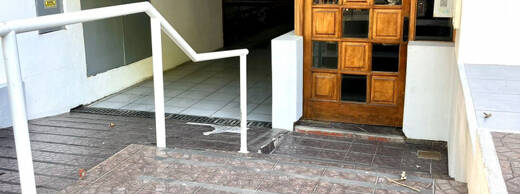 Ingreso al edificio