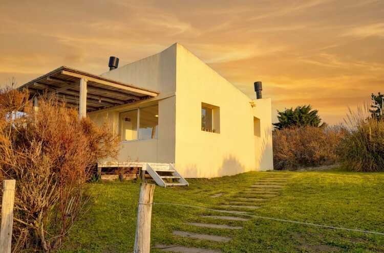 Foto principal de Casa con vista al mar sobre la playa en Mar De Ajó