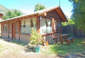 Foto 1 de la galería de Cabaña Callejón de los Sauces en Lago Puelo