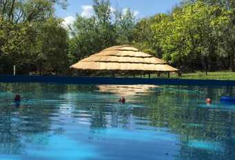 Foto 1 de la galería de Complejo Aguila Blanca - Camping & Cabañas en Villa Icho Cruz