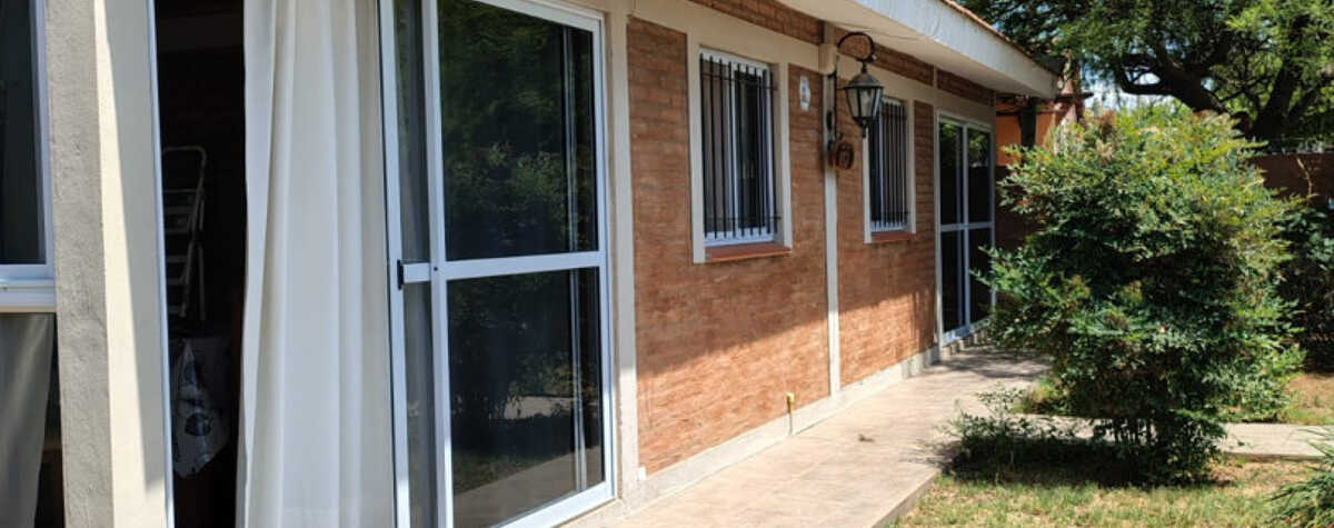 Foto principal de CABAÑAS MERLIN CAPILLA DEL MONTE en Capilla Del Monte