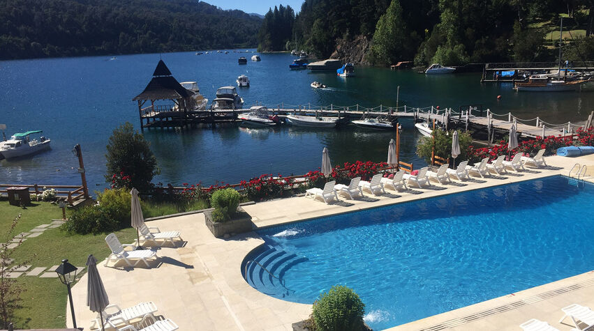 Foto principal de Cabaña/Apart en Bahía Manzano Resort en Villa La Angostura