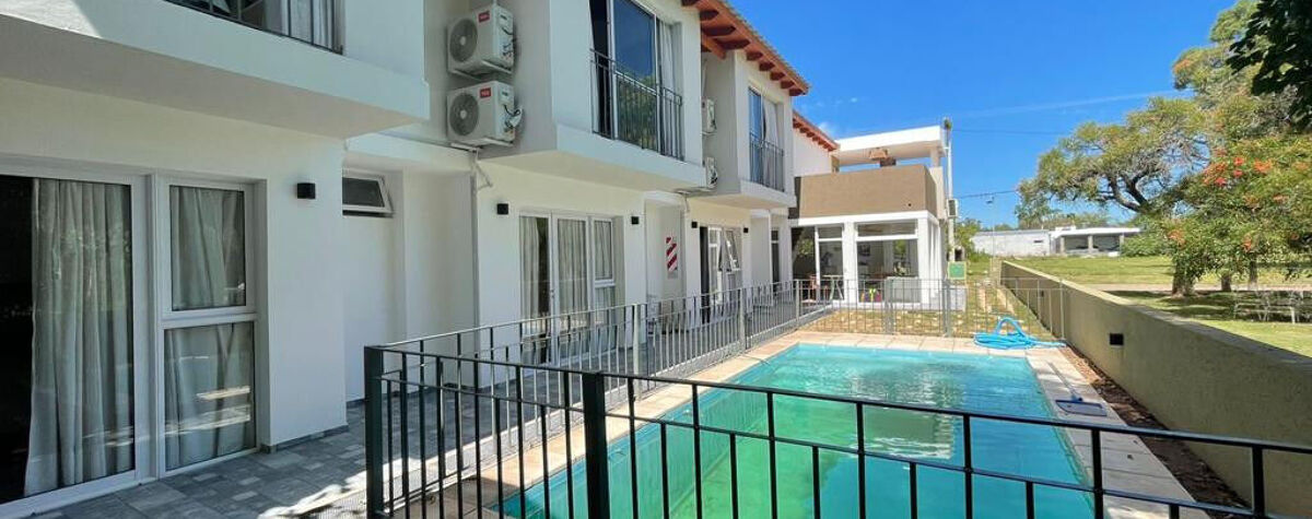 Foto principal de Hostería GoodLife con desayuno seco en Miramar
