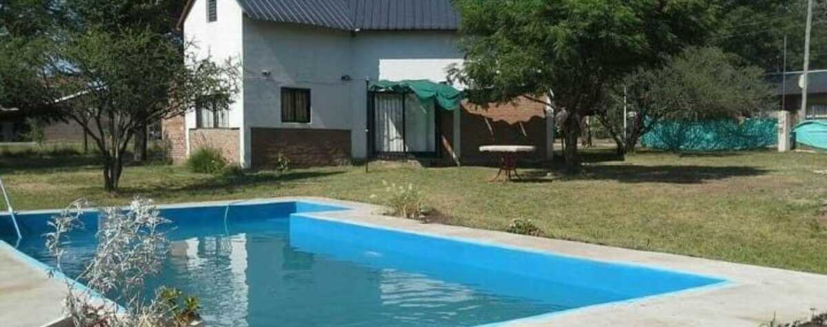 Foto principal de El Monasterio Complejo de Cabañas en Villa Parque Síquiman