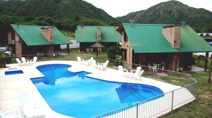 Foto principal de Hotel y Cabañas Brisas de Oro en Villa Carlos Paz
