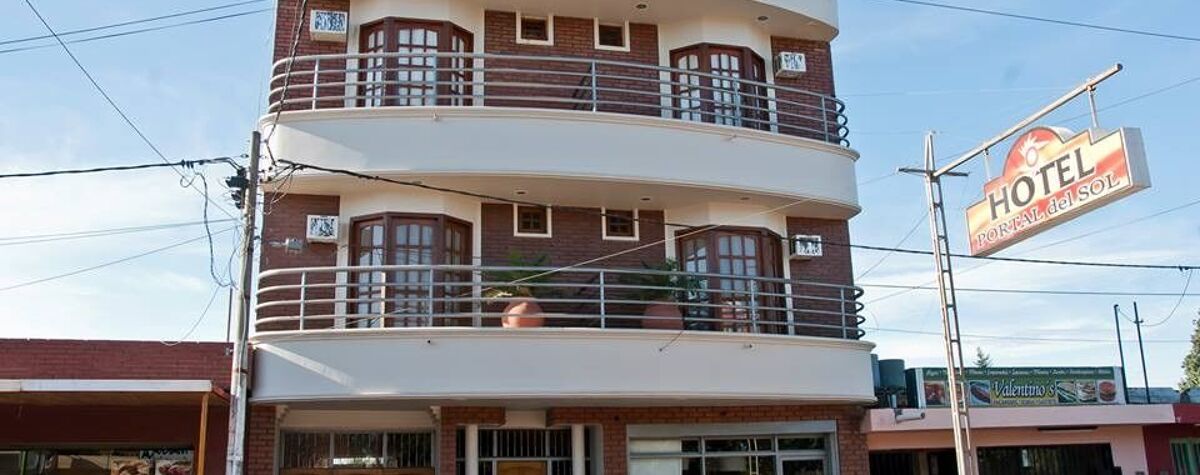 Foto principal de Hotel Portal del Sol en Frias