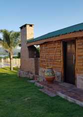 Foto 2 de la galería de Cabaña Lago Azul (sobre la Playa del Lago) en Villa Carlos Paz