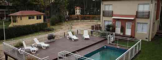 Foto 1 de Complejo de Dúplex en Pinamar en Pinamar