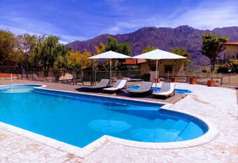 Foto 1 de la galería de Aguilas De Piedra Complejo de Cabañas en Blanco Encalada