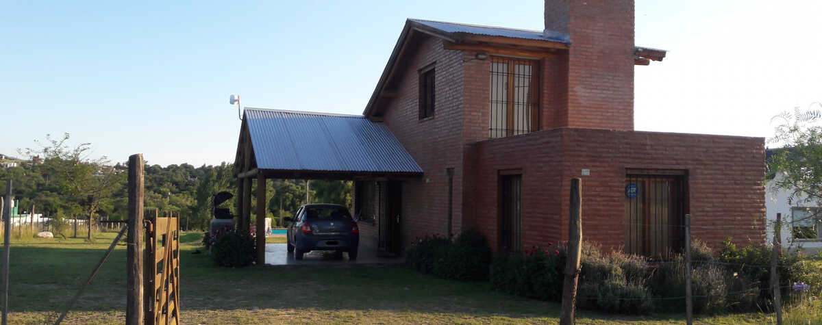 Foto principal de Casa con pileta en Villa Giardino en Villa Giardino