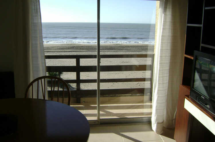 Foto principal de Edificio Horizonte , Pleno Centro Frente al Mar en Villa Gesell