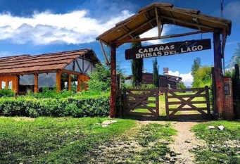 Foto 1 de la galería de Cabañas Brisas del Lago en Potrero De Garay