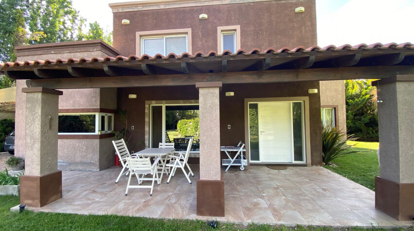 Foto principal de Casa Principal y Cabañas Del Angel en San Rafael