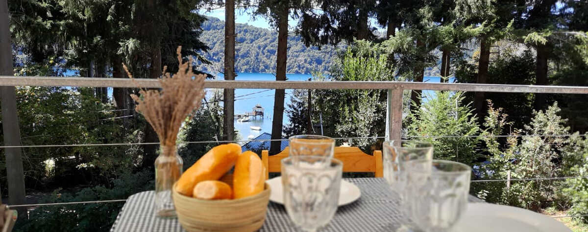 Foto principal de Casa de Campo con vista al lago en San Carlos De Bariloche