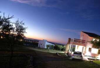 Foto 1 de la galería de Complejo de Cabañas La Amalia en Carpintería