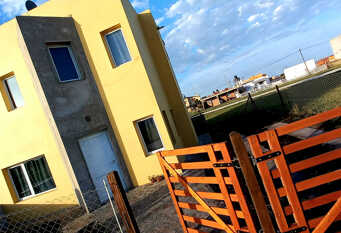 Foto 1 de la galería de Casa Frentemar en Mar Del Plata