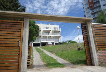 Foto 1 de la galería de Departamentos Paramar en Villa Gesell