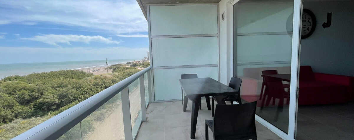 Foto principal de departamento frente al mar en Monte Hermoso