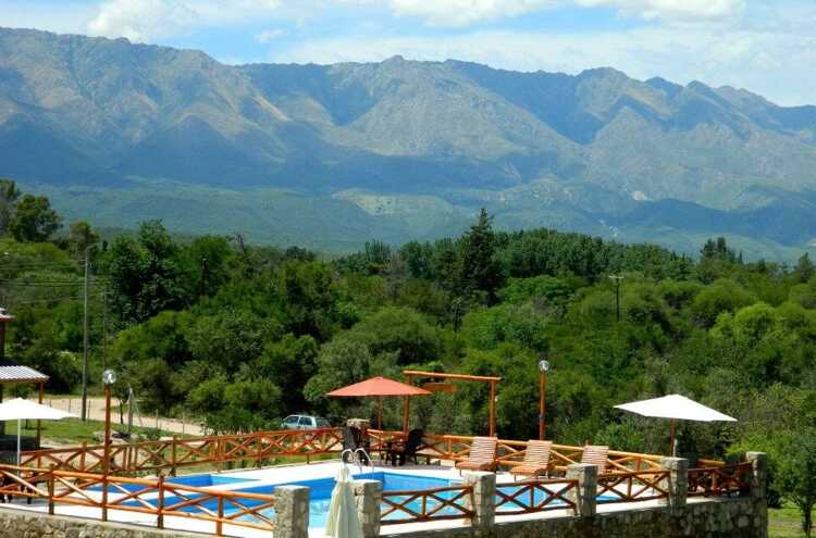 Foto principal de Sendero del Arroyo Complejo de Cabañas en Nono