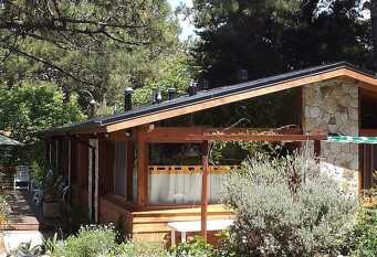 Foto 1 de la galería de Cabañas Caoba y Piedra en Villa Gesell