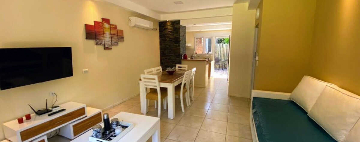 Foto principal de Cabañas Sendero de Pinos en Monte Hermoso