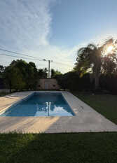 Foto 3 de la galería de Gran casa con piscina y jacuzzi, premium. en Gualeguaychú