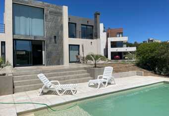 Foto 1 de la galería de Casa Tierra Alta en Villa Carlos Paz