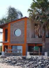 Foto 3 de la galería de Costa Marina Complejo de Cabañas y Suites en Miramar