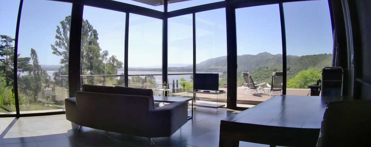 Foto principal de Lodge House. Vista plena al lago y sierras. en Villa Carlos Paz