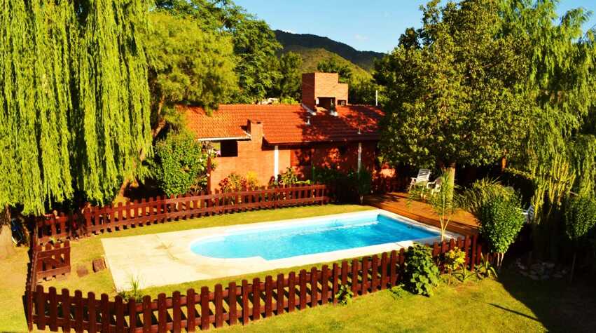 Foto principal de Cabañas Las Flores en Santa Rosa De Calamuchita