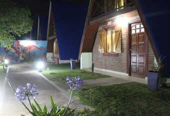 Foto 1 de la galería de Las Araucarias Complejo de Cabañas en Miramar