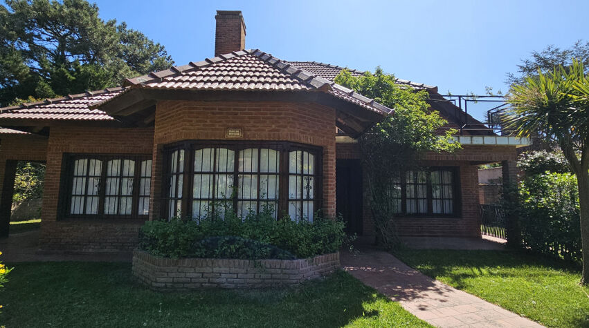 Foto principal de Casa Tinta Roja 1 en Villa Gesell