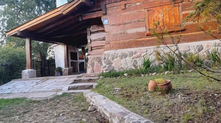 Foto principal de La cabaña de papá,  chalet de troncos en Villa Giardino