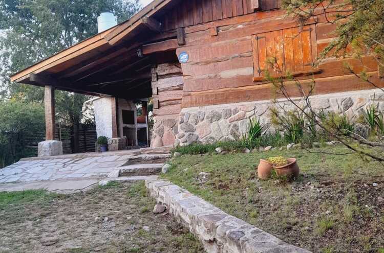 Foto principal de La cabaña de papá, chalet de troncos en Villa Giardino