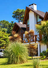 Foto 2 de la galería de Cabañas San Ignacio en Villa Gesell