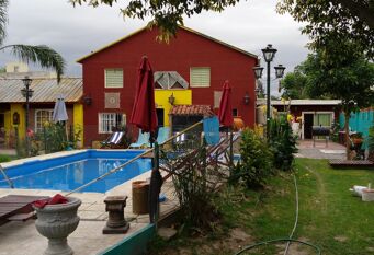 Foto 1 de la galería de Las Paisanitas Complejo de Cabañas en Ciudad De Salta