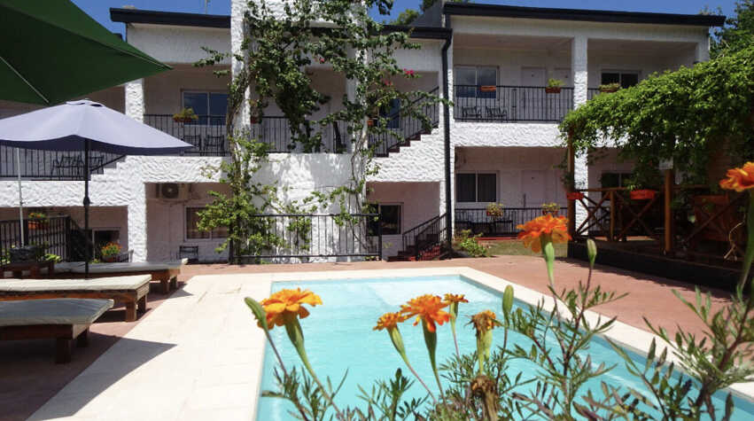 Foto principal de Mediterraneo Suites en Puerto Iguazú