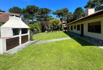 Foto 1 de la galería de Casa Pinamar en Pinamar