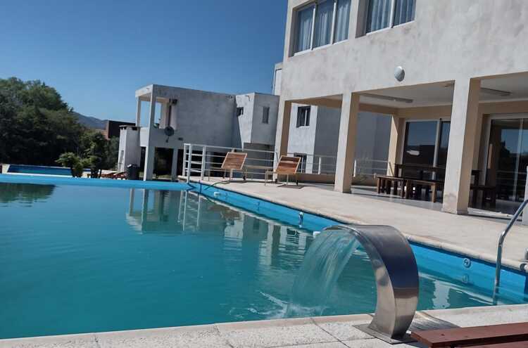 Foto principal de Gran Casa Para 12 en Villa Carlos Paz