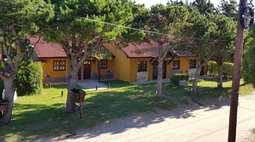 Foto principal de Cabañas´de 2 y 3 amb a dos cuadras de la playa con A/A ,esta en San Bernardo del Tuyú