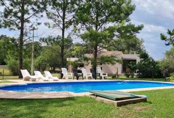 Foto 1 de la galería de Cabañas Aires de la Villa en Villa Del Dique