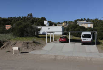 Foto 1 de la galería de Casa para 4 Personas a Metros del Mar en Monte Hermoso