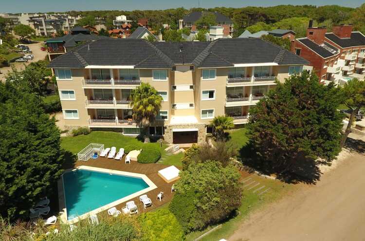 Foto principal de Departamentos Carilo Albatros en Cariló