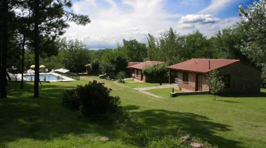 Foto principal de Cabañas Pinar del Arroyito en Villa General Belgrano