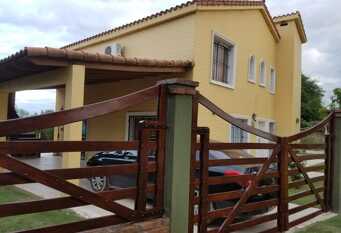 Foto 1 de la galería de Complejo El Chalet en Termas De Rio Hondo