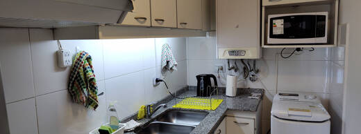Cocina completa.